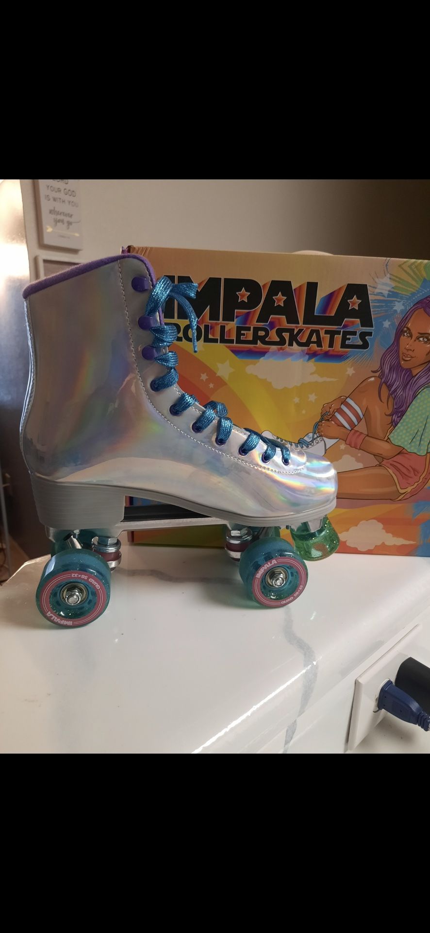 Women’s Size 11 Impala Roller Skates Holographic 