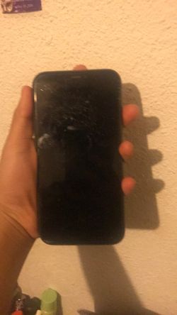 Iphone 11 For parts only