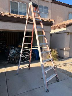 Werner 9’ Fiberglass A-Frame Step Ladder