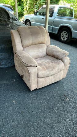 Free Rocking Recliner