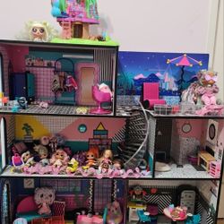 LOL Doll House & Dolls