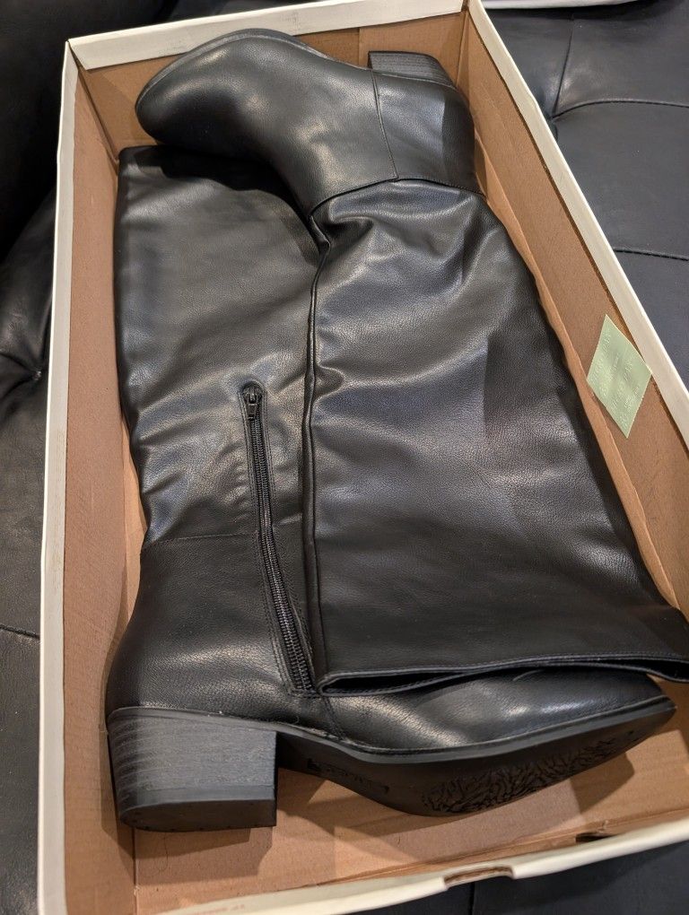 Brand New Esprit Womens Treasure Faux Leather Tall Knee-High Boots