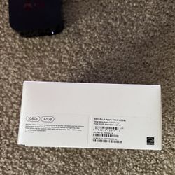 Apple TV (A1625) Streaming Device (32GB, 2nd Generation) 