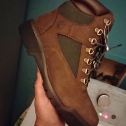 TIMBS SIZE 11