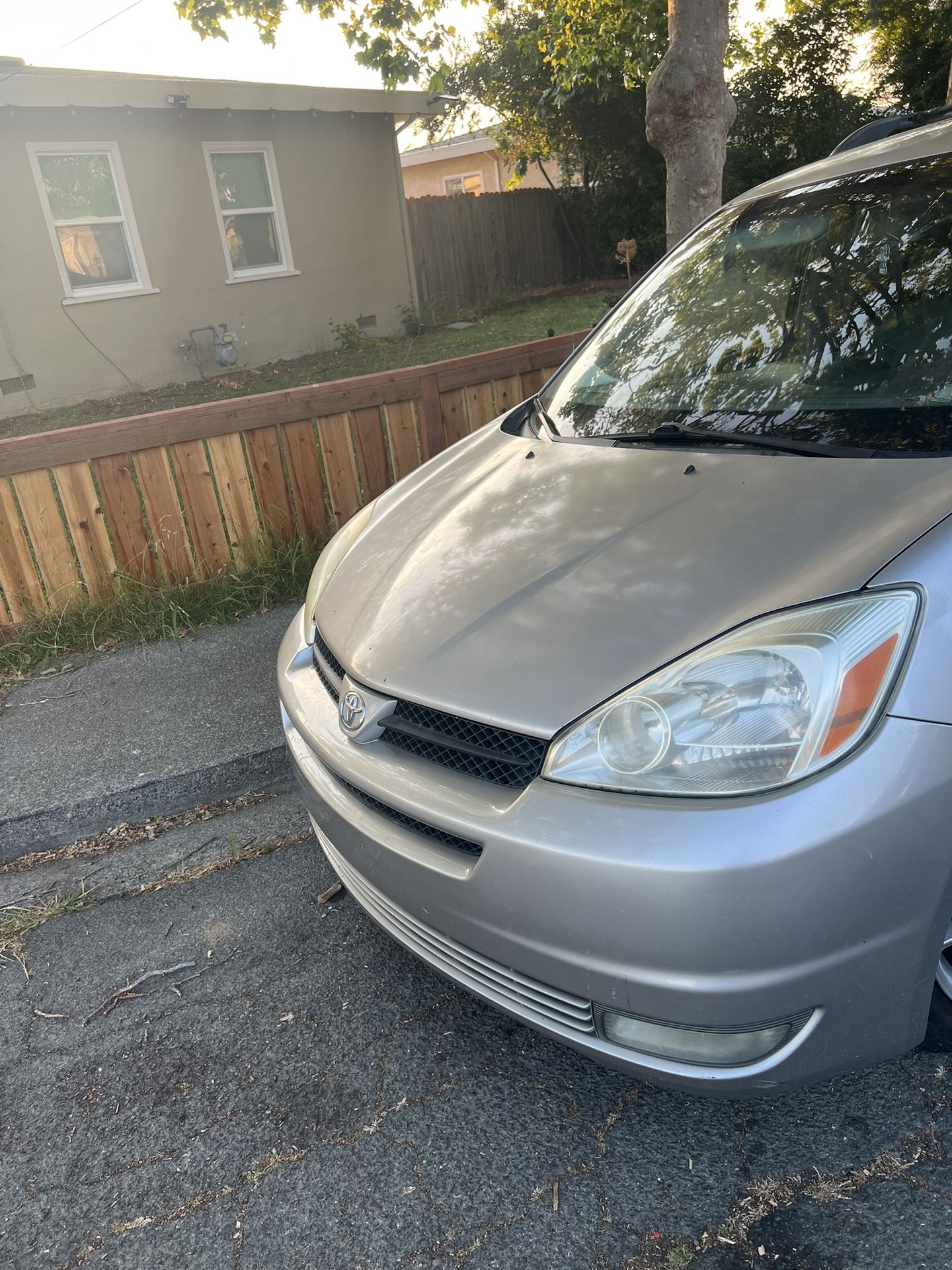2004 Toyota Sienna