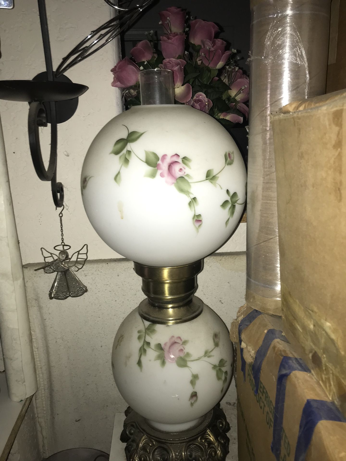 Hurricane Colonial Table Lamp  Vintage