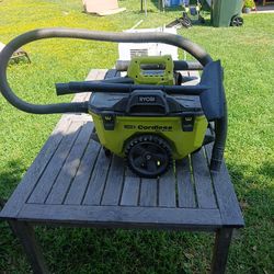 RYOBI SIXTH gallon wt dry eighteen volt vacuum