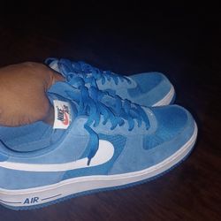 Cool Blue Nikes Size 12 Men