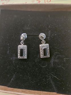 Vintage silver earrings with black onyx and marcasite gems