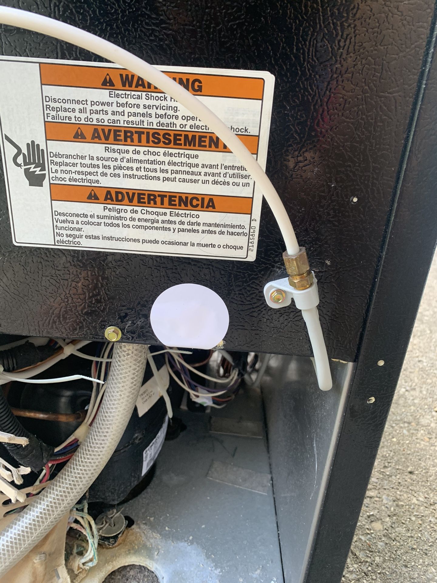 Whirlpool Ice Maker for Sale in Indianapolis, IN OfferUp