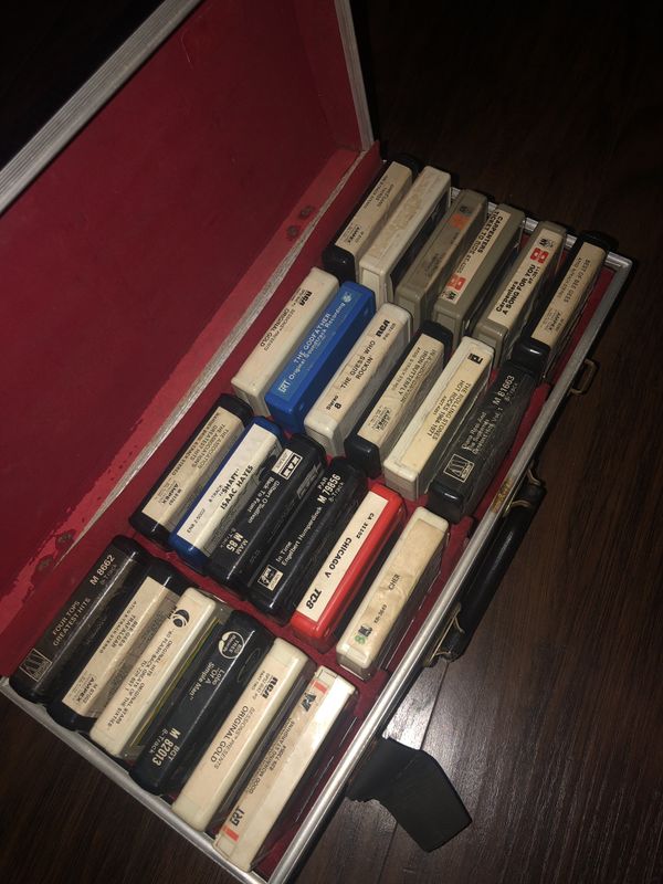 24 8 track cassettes. Some good and rare cassettes, the tapes seem to