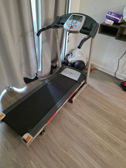 Sunny Health Fitness SF- T7603 Motorized Treadmill