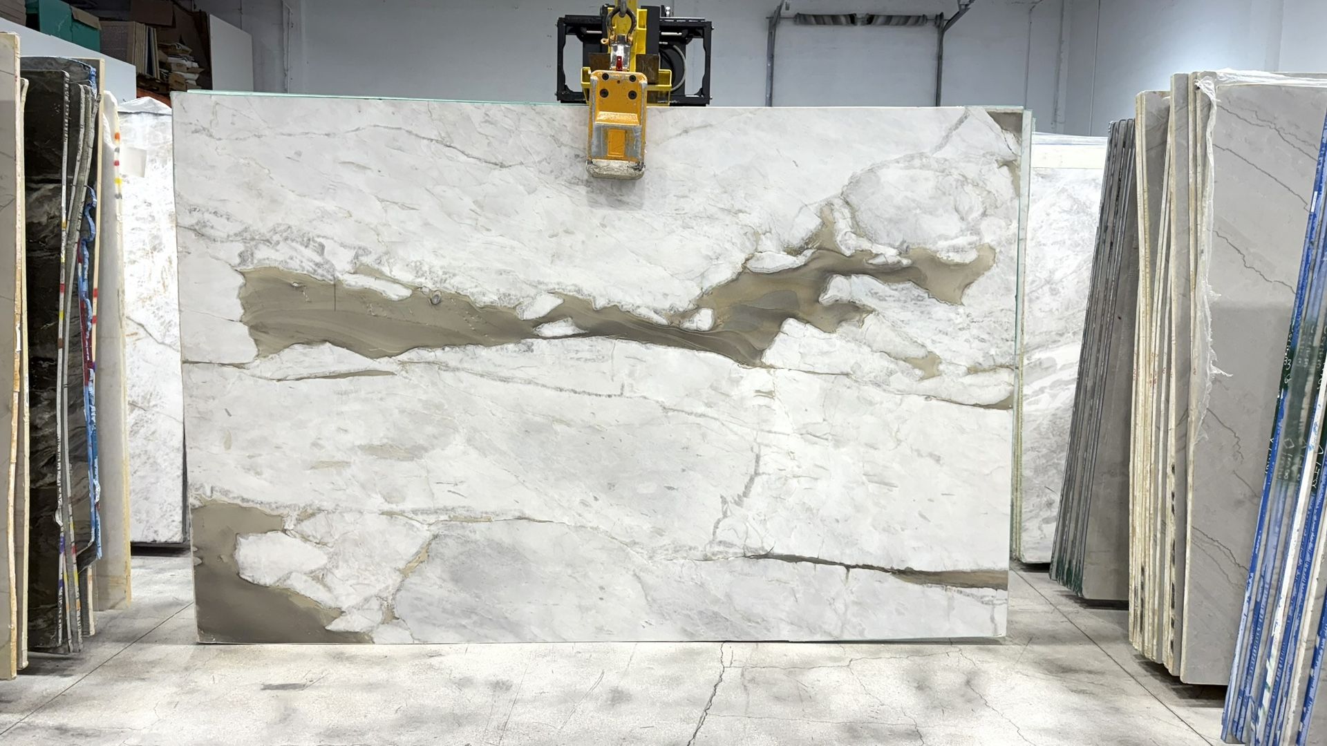 DOLOMITE SLABS MONTORO HONED 2CM FOR KITCHEN COUNTERTOPS 