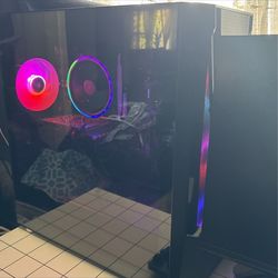 Selling pc set up.  $700 or most reasonable offer.