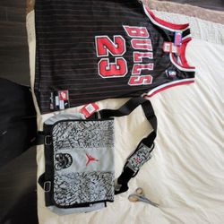 Michael Jordan Bag And Vintage Jersey 