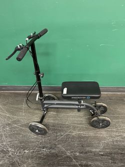 Knee Rover, Black