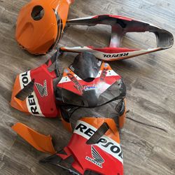 Honda CBR600rr Repsol Kit