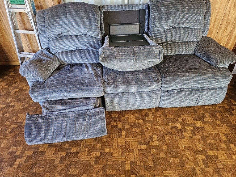 free reclining sofa