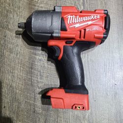 Milwaukee M18 FUEl 1/2 in. Impact Wrench 