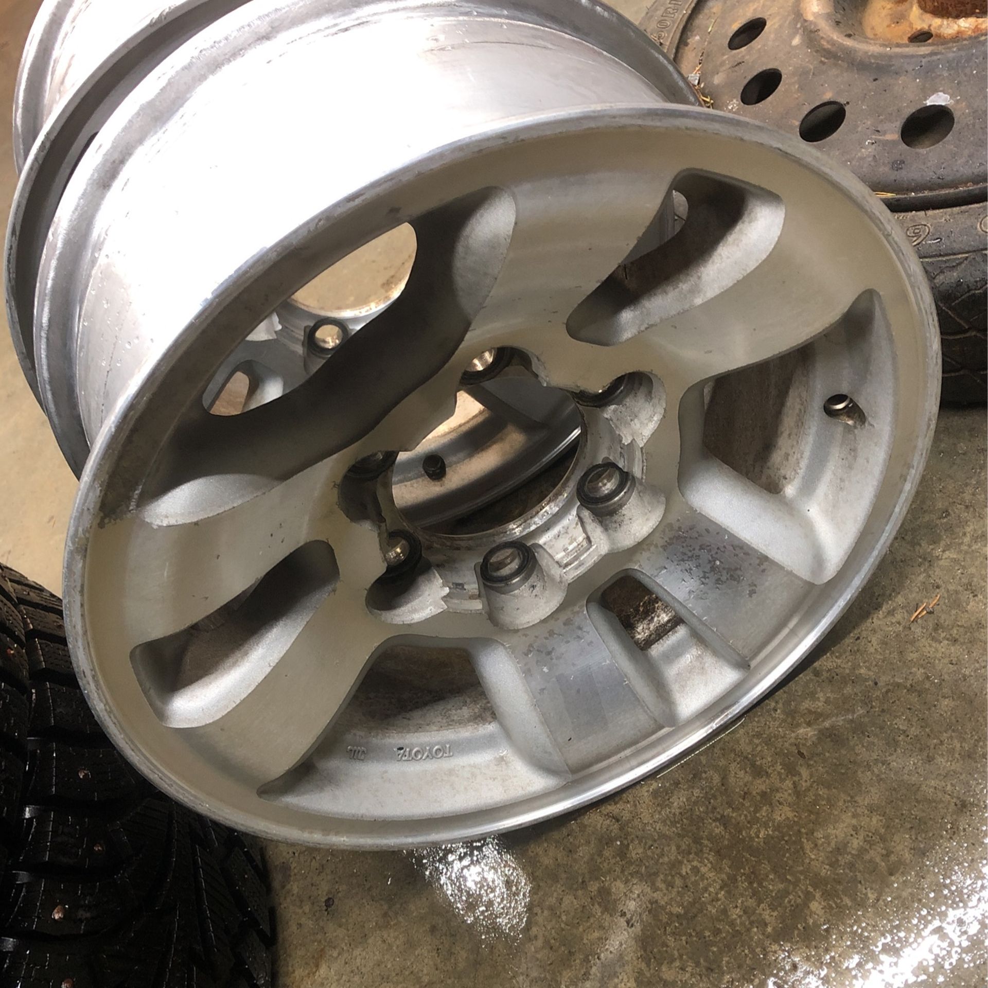 Toyota Tacoma Rim 2000