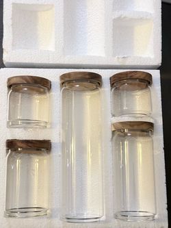 Brand New/Unused - 5 Piece Airtight Stackable Thick Borosilicate Glass Kitchen Canister Food Storage Jar Set for Pantry Organization