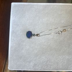 Blue Pendant W Chain