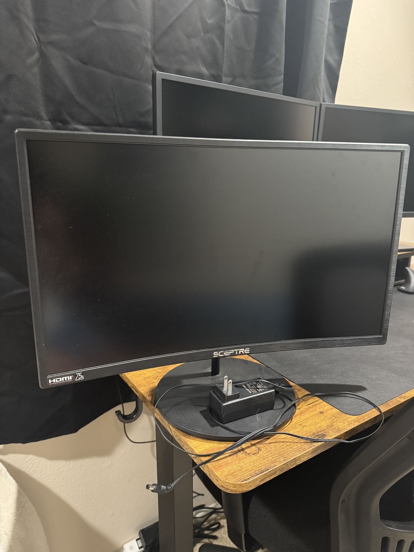 24” Monitor With HDMI