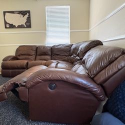 Double Recliner Sectional 