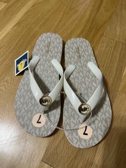 Michael Kors Flip Flops Size 7 Woman