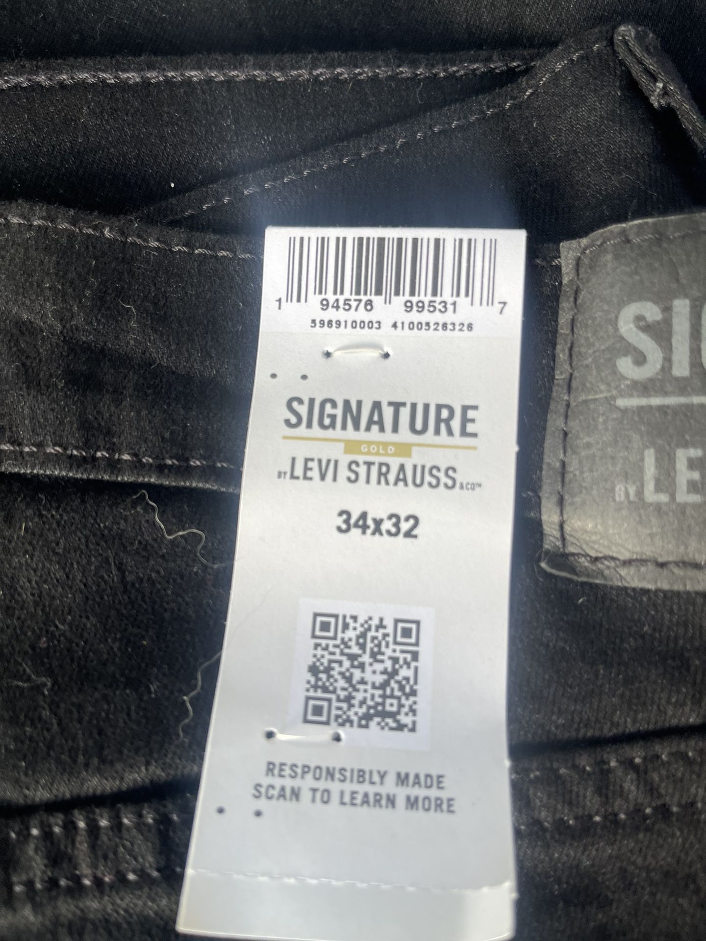 Levi Signature Slim 34X32