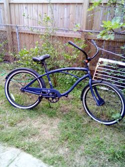 24-in Malibu beach cruiser