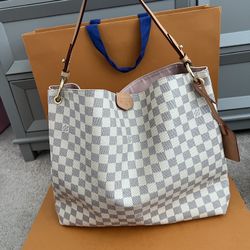 Louis Vuitton Graceful MM