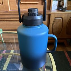 Blue/Black Gradient1 Gallon Water bottle/Jug