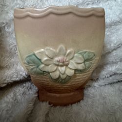 Vintage Hull Art Pottery Pink Waterlily 6.5” Vase Made In USA with Tag 