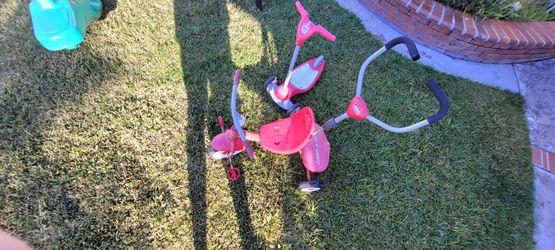 (2) Radio Flyer Scooter And Steer And Stroll