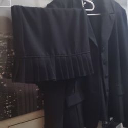 New Suit Never Worn Size 14 Teen Women's.. Obo 