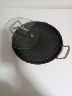 Princess House round grill pan with glass press.
