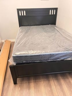Cama Full Size Nueva En Su Caja Incluye Colchones