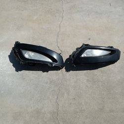 KIA OPTIMA OEM FOG LIGHTS COMPLETE ASSEMBLY , GOOD CONDITION THEY'LL FIT 2011 AND UP
