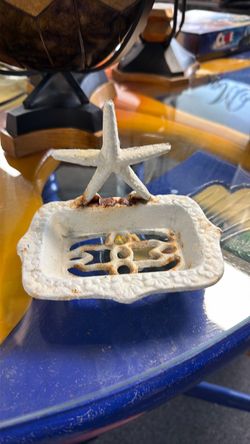 Vintage cast iron starfish soapdish