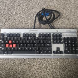 Corsair K60 Rgb Gaming Keybord