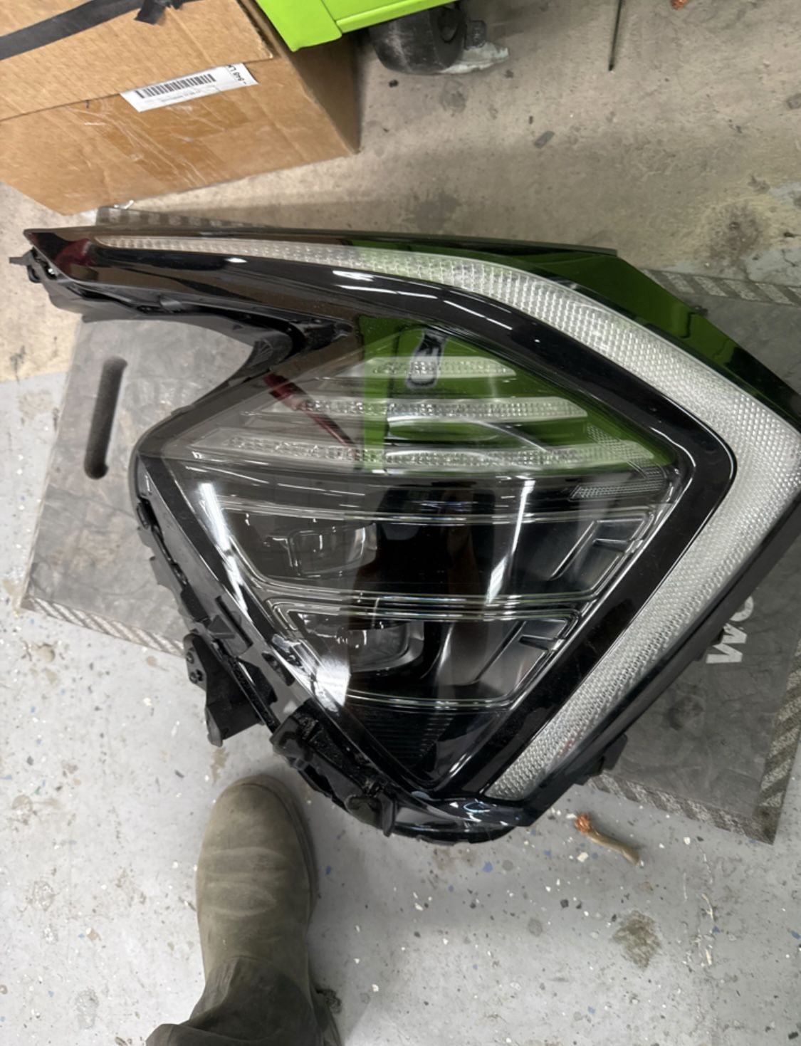 2024 Kia Sportage Right Headlight