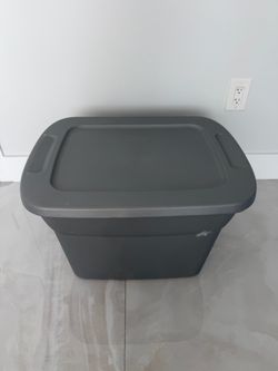 Starlight 18 gallon large plastic storage bin with snap on lid gray Sterilite 18 gallon Large Plastic Storage Bin with Snap-on Lid Gray
