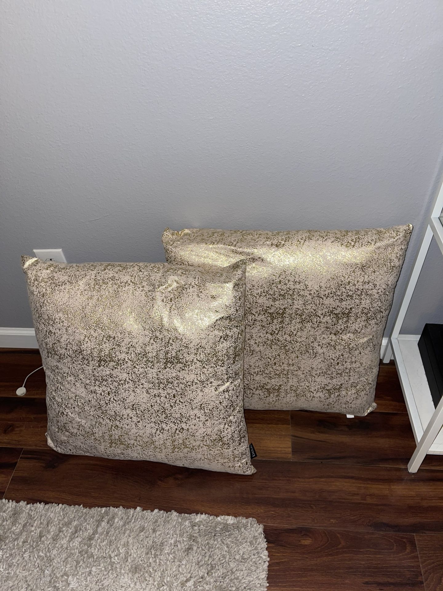 Decorative Pillows
