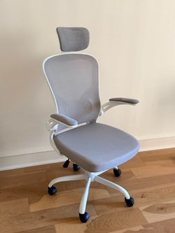 Ergonomic High-Back Office Chair with Lumbar Support, Swivel Desk Chair with Wheels Flip-Up Arm