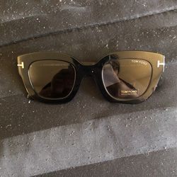 Tomford  Shades 