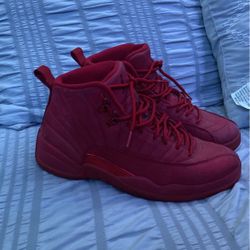 Red jordan 12 