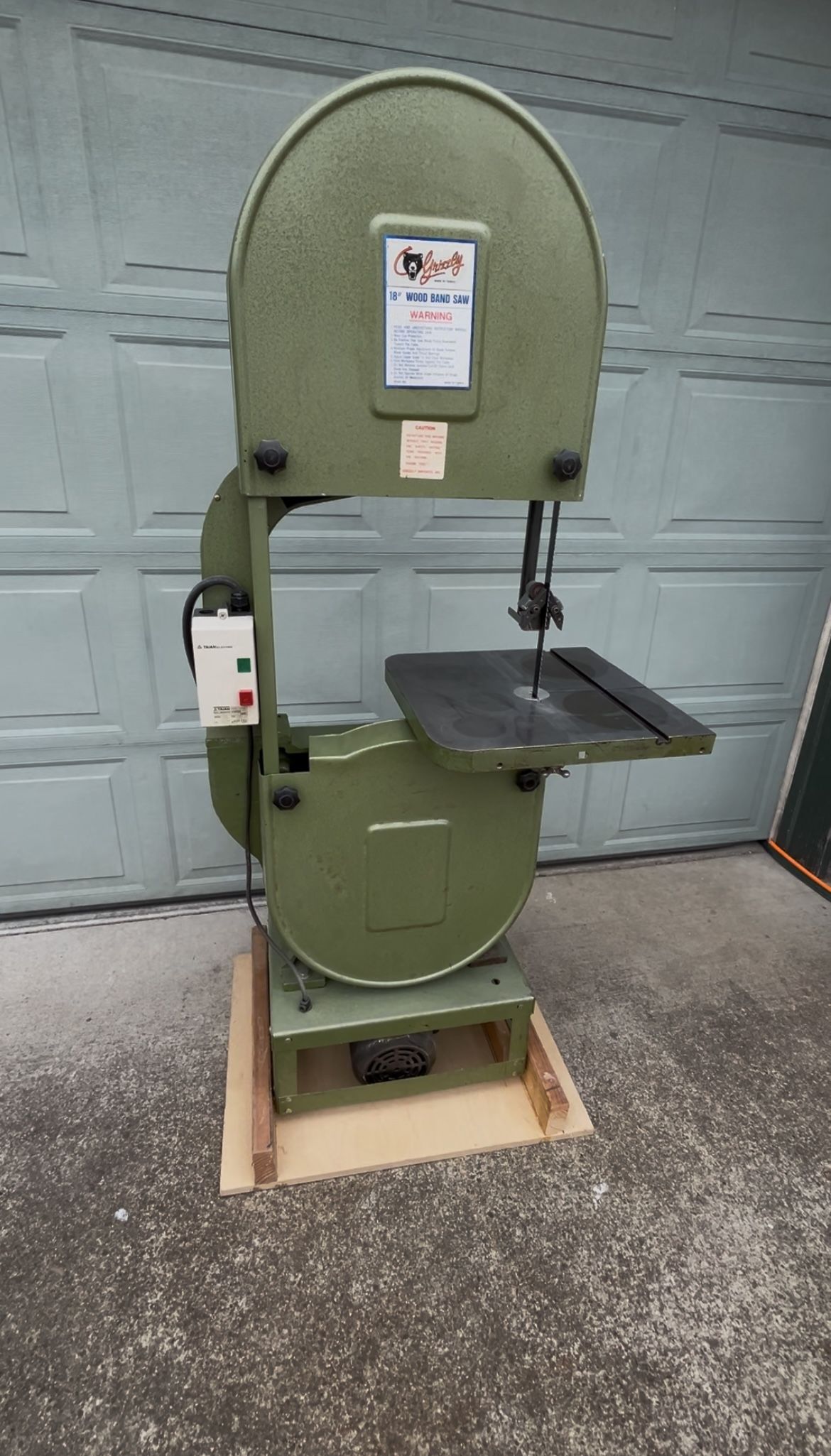 18” Band Saw