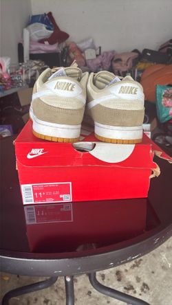 Nike Dunks SIZE 11.5