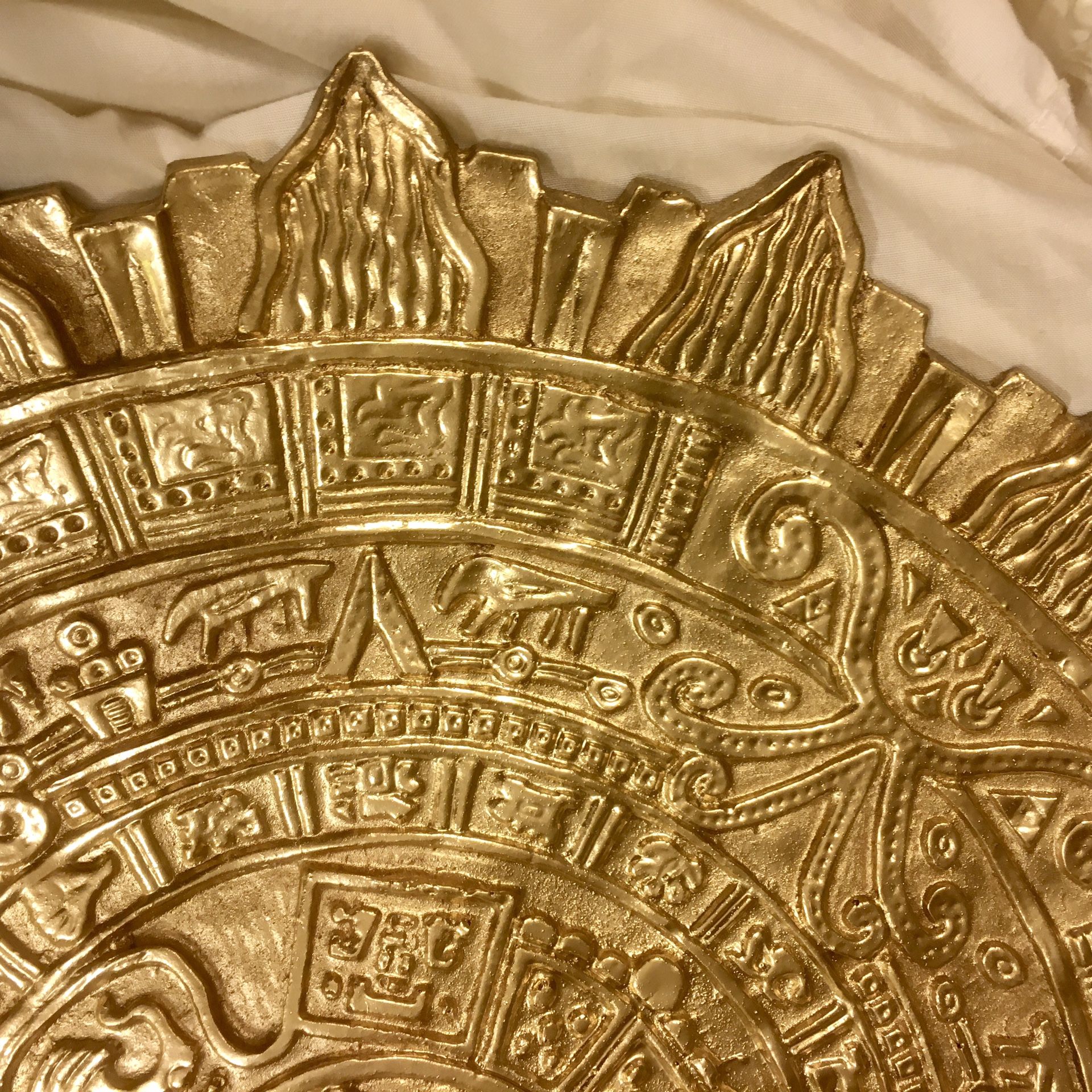 Large Aztec Calendar - 18¾" diameter wall decor